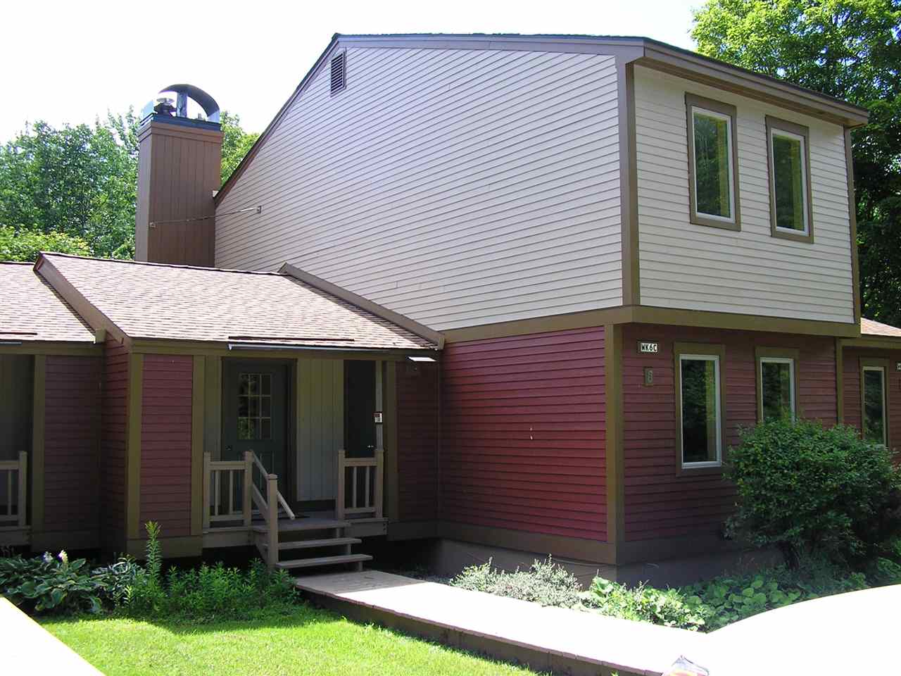 A Rare opportunity to purchase a 5 bedroom condo...