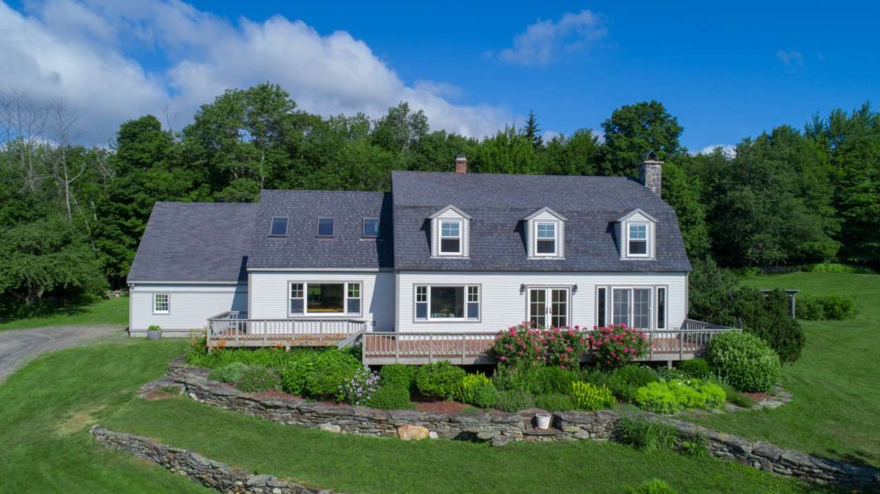 This special Vermont property has spectacular...