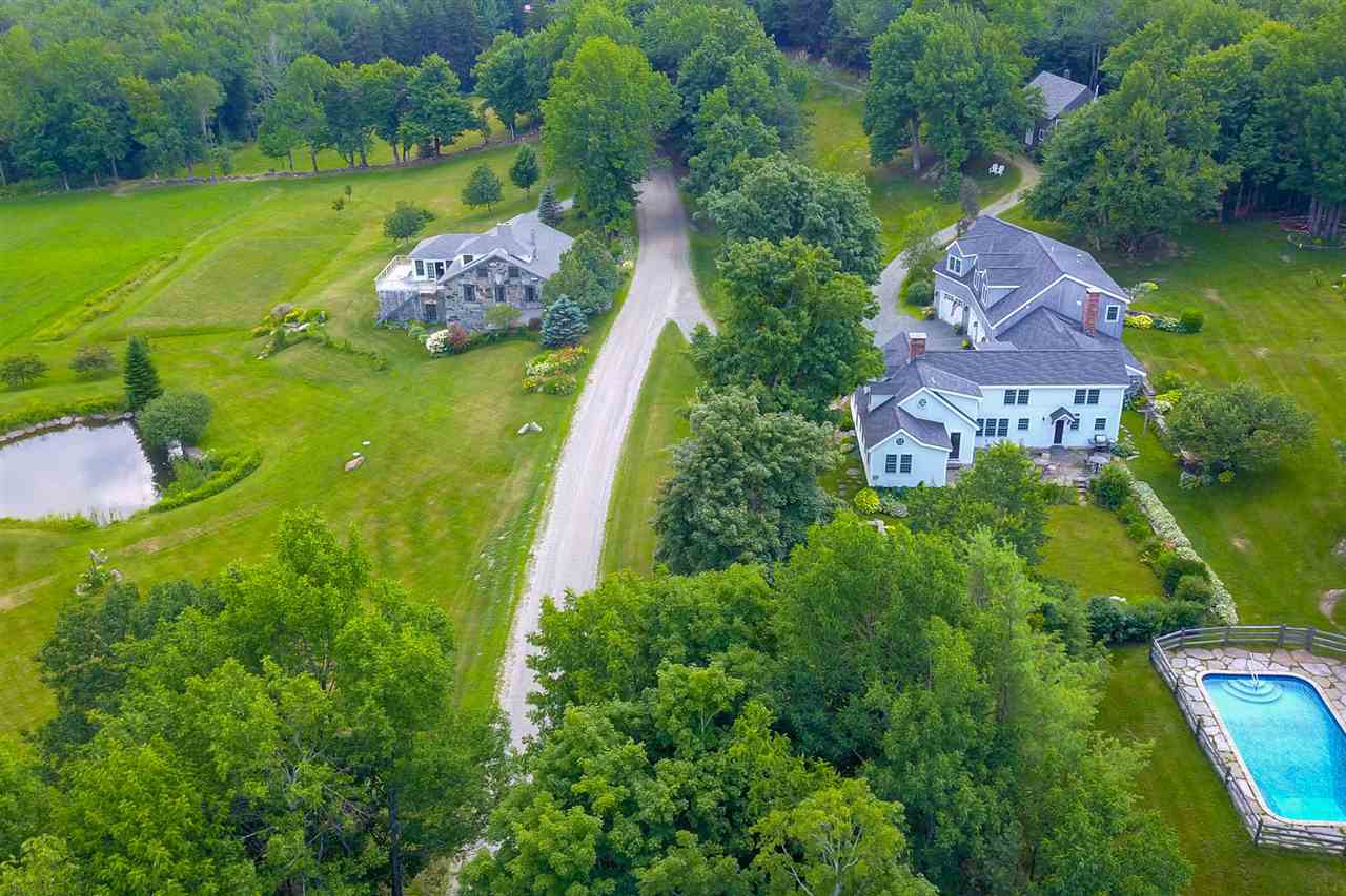 Foxfield Farm is nestled in a spectacular country...