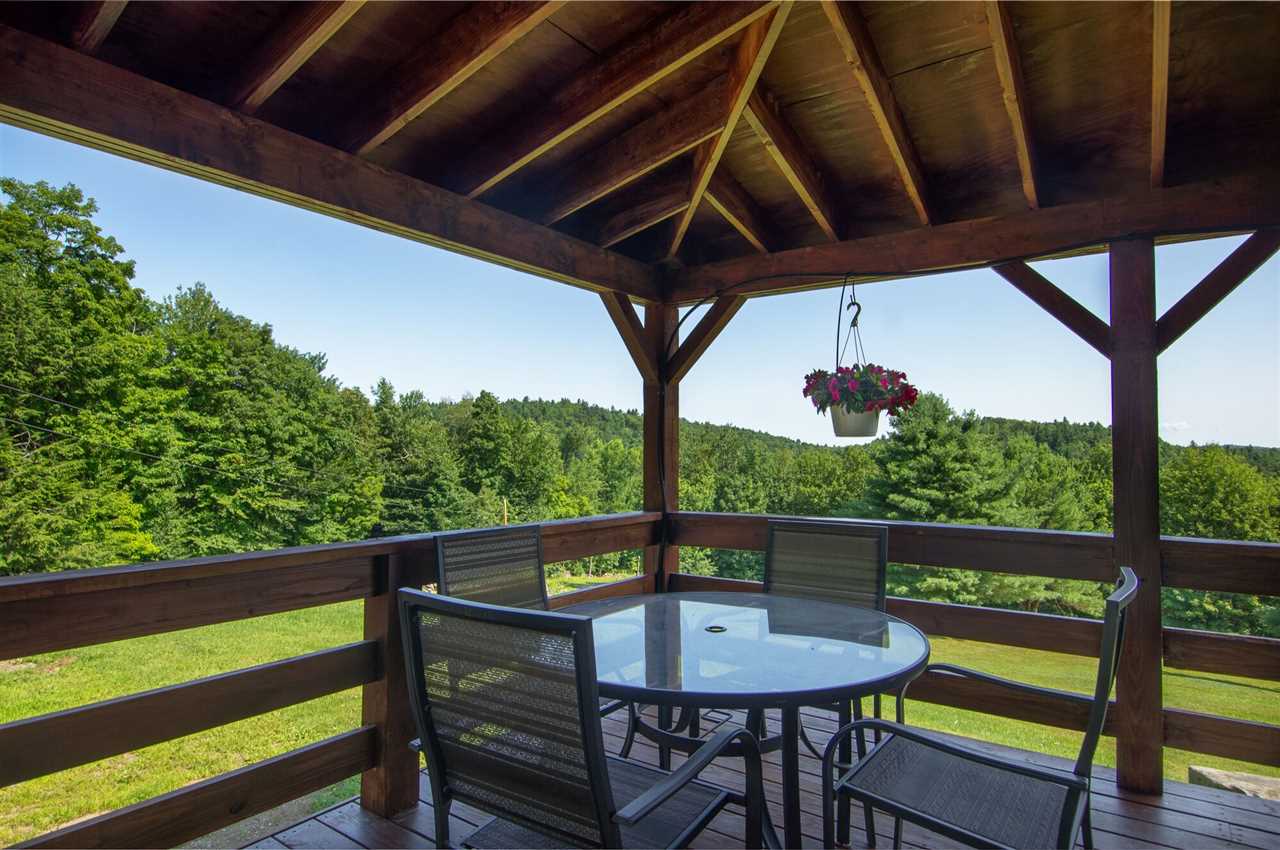 Warm and inviting contemporary colonial with...