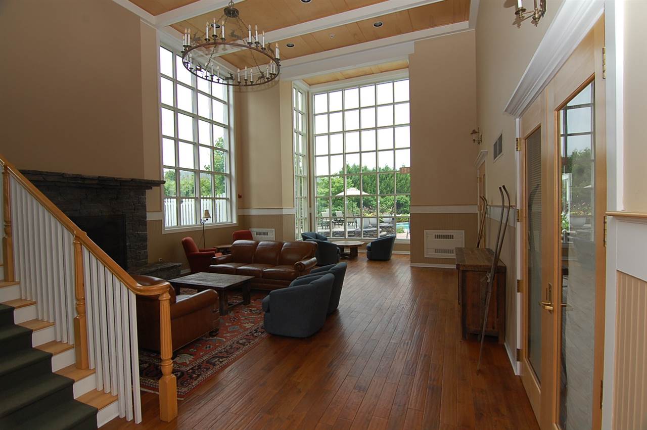 Impeccable one bedroom one bathroom condominium...