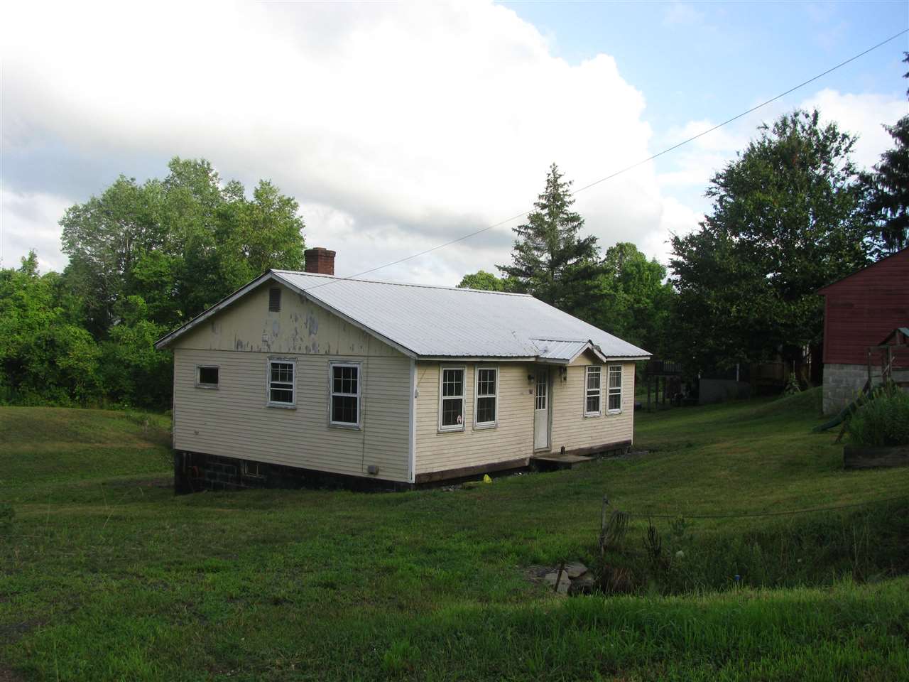 This affordable ranch offers convenient one-floor...