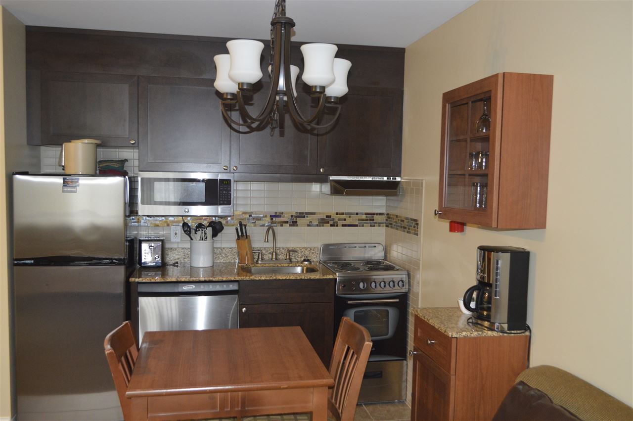 Enjoy your own studio at the center of Mount...
