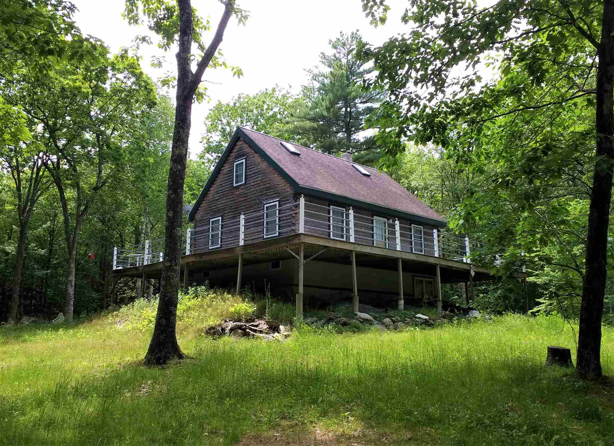 Escape to Sweetwood Hill! Secluded, yet minutes...