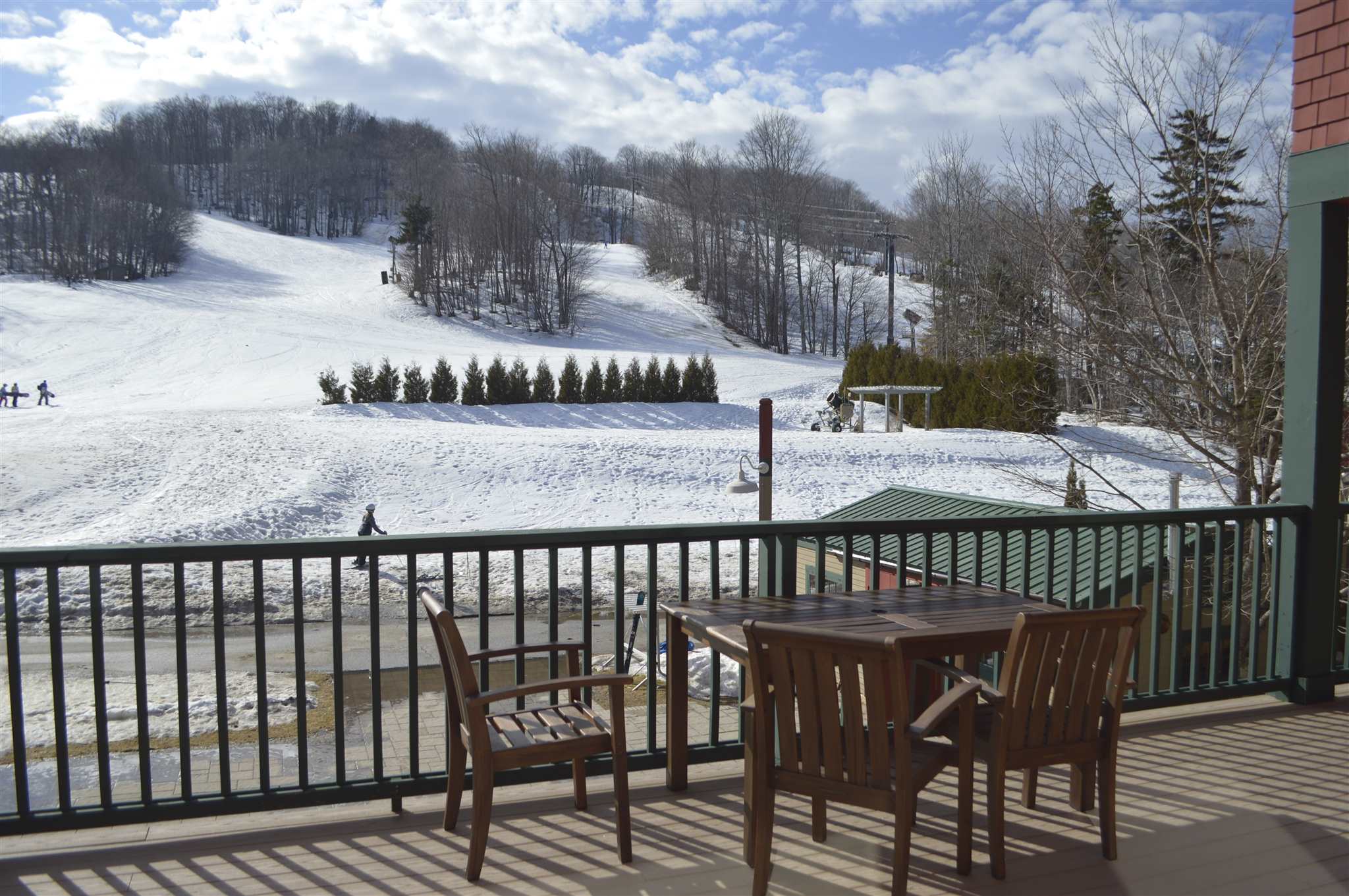 Like living at a trailside country club you can...