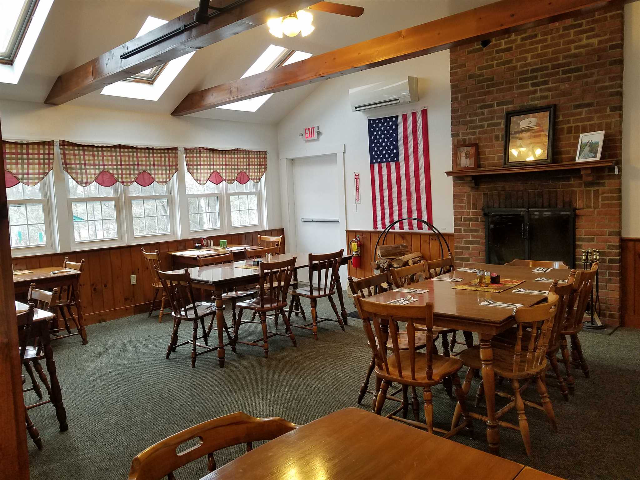 Pittsford, VT Rowe Real Estate.