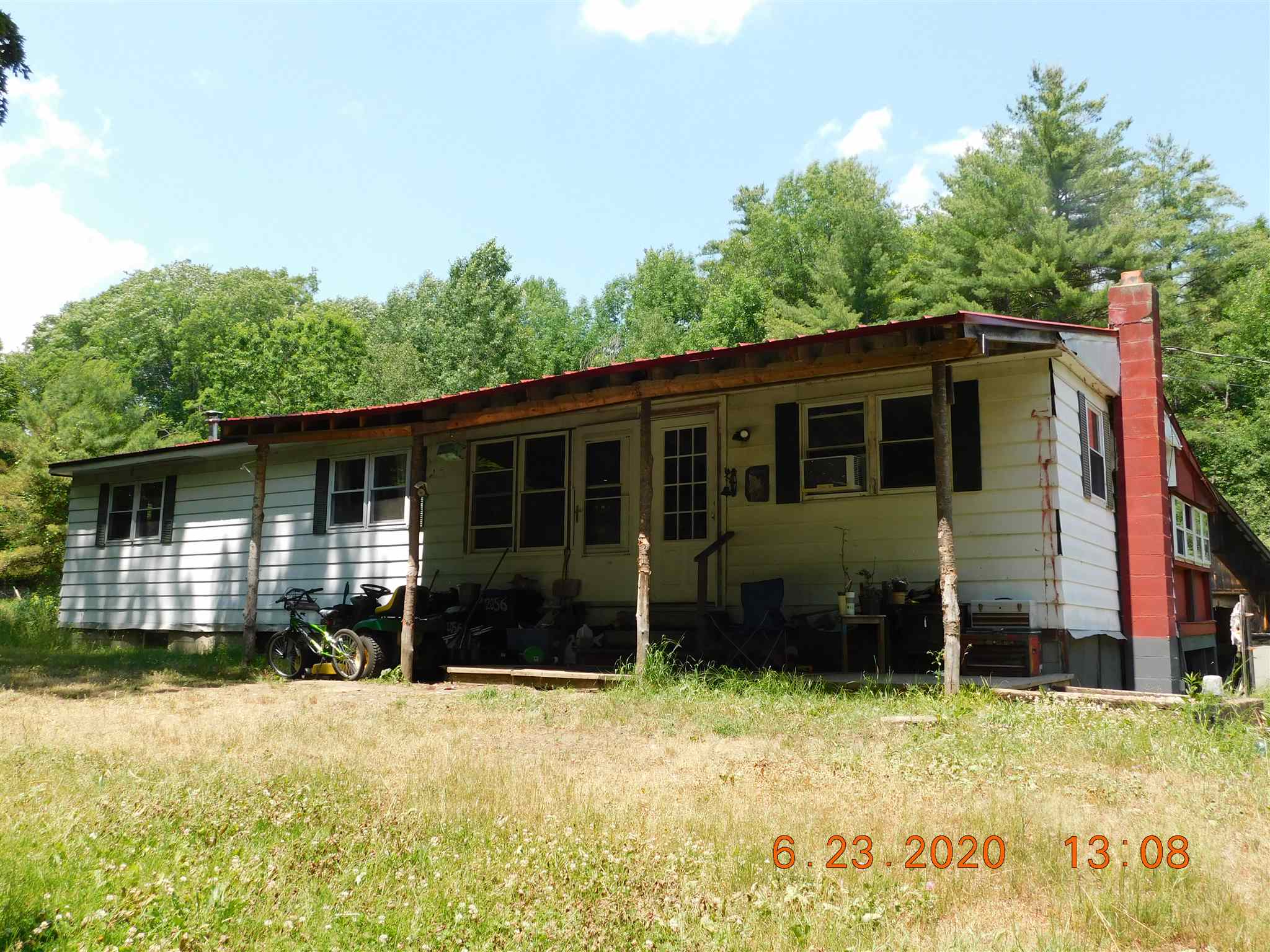 Pretty country setting. this home sits back from...