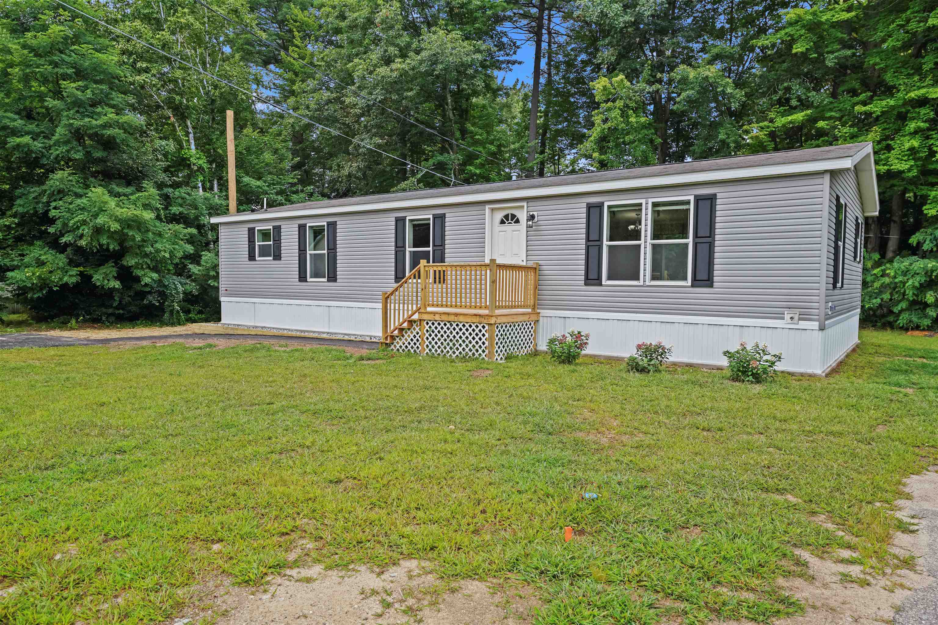 66 Lamplighter Drive photo