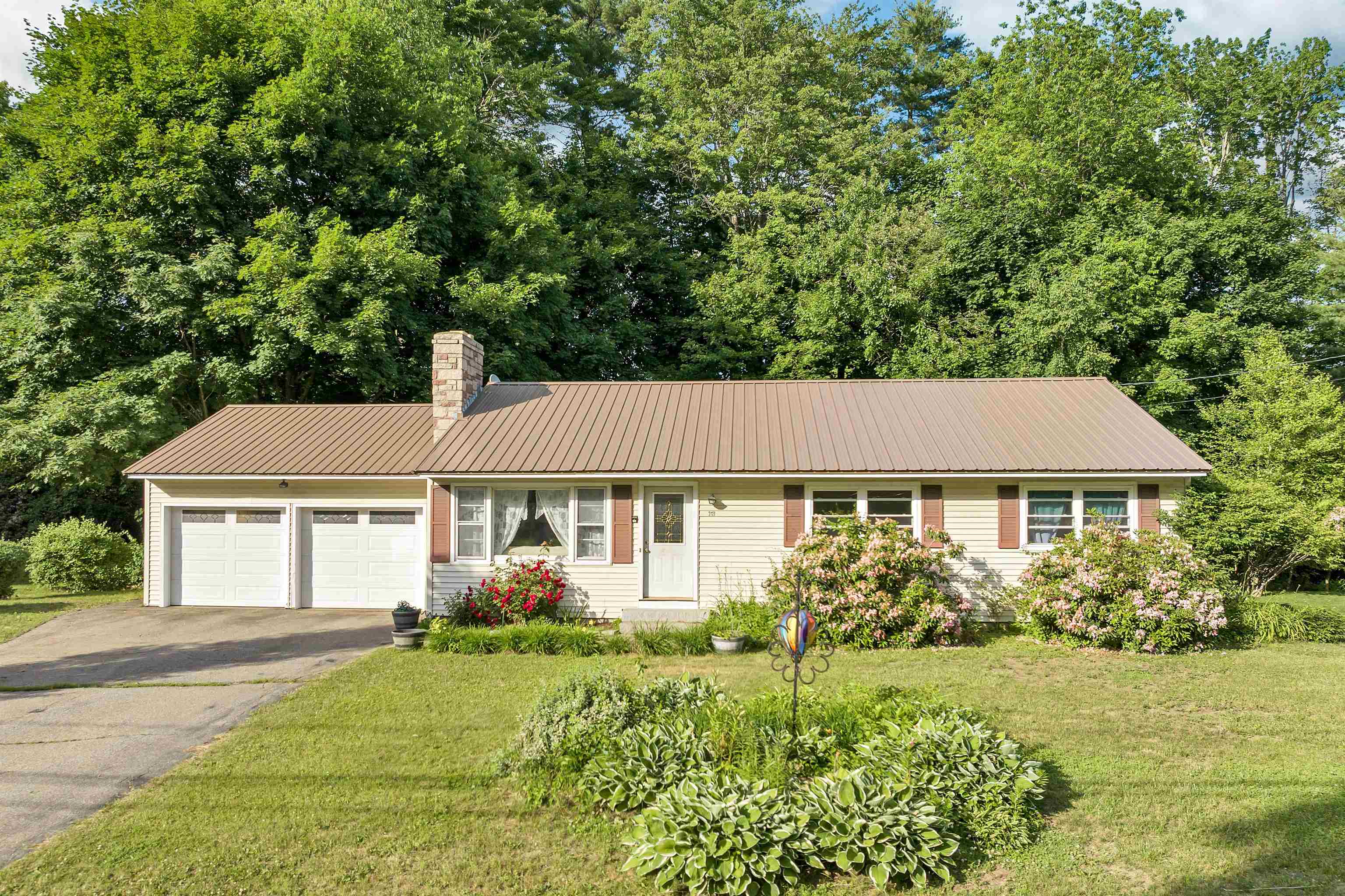 Winnisquam Lake Waterfront Real Estate For Sale