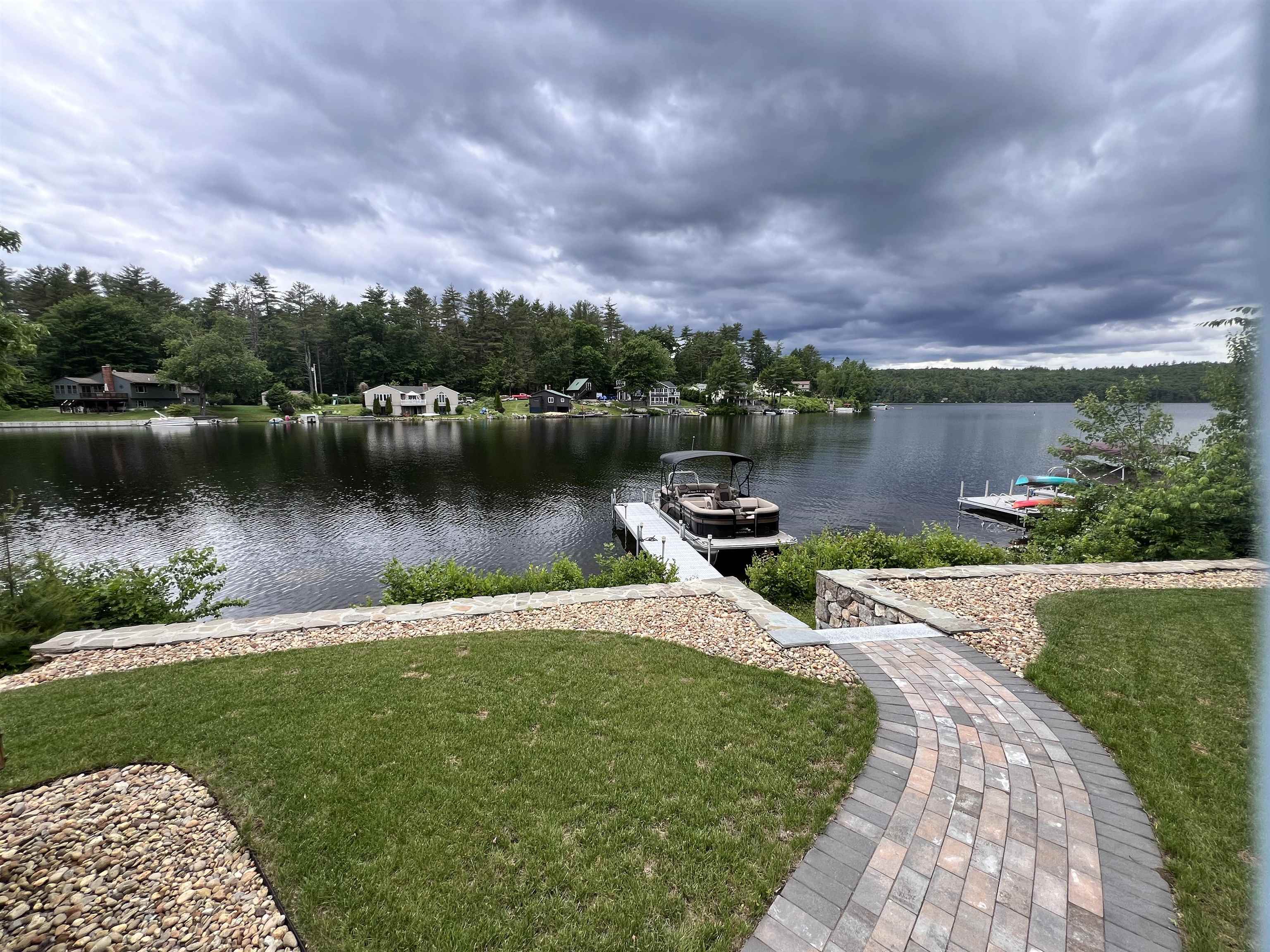 Pawtuckaway Lake Waterfront Real Estate For Sale