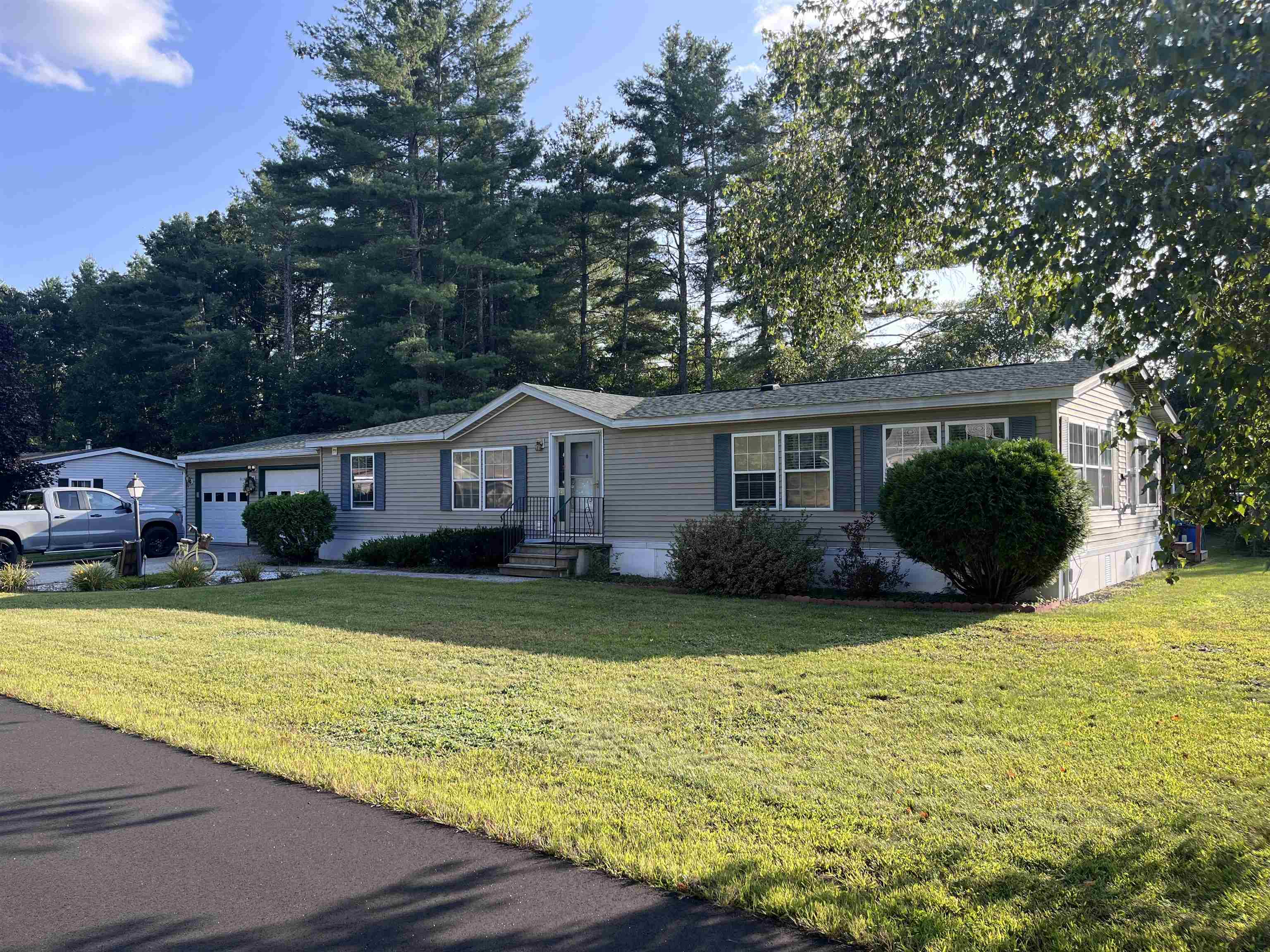 201 Fire Pond Road, Hopkinton, NH Mobile Home MLS 5011229