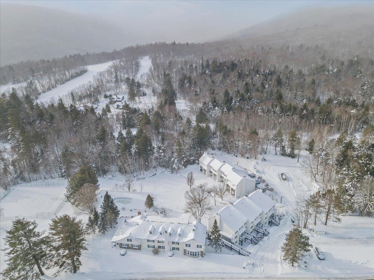 6047 Mountain Road Unit: 14