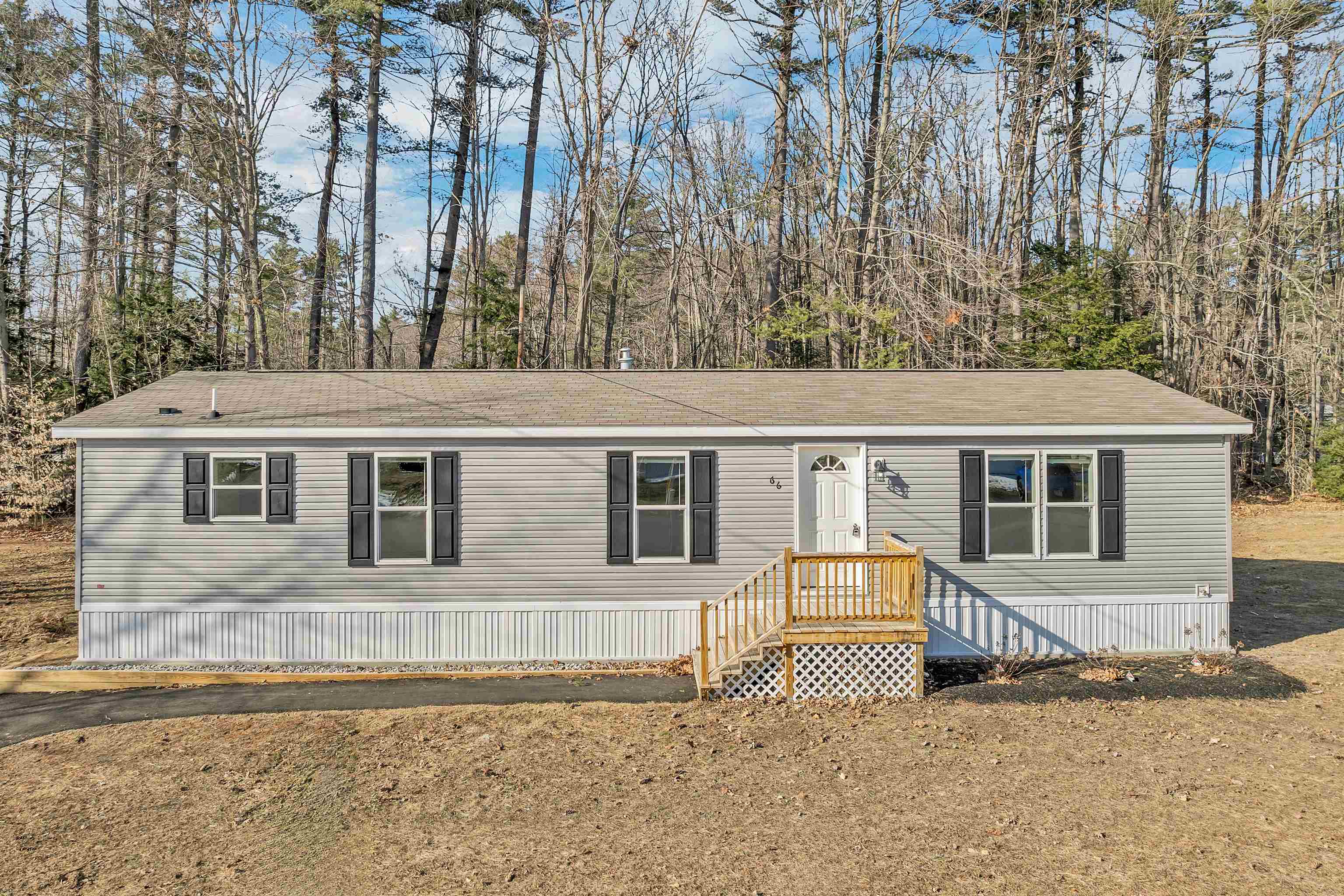 66 Lamplighter Drive photo