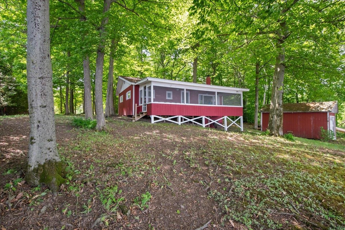 698 Savage Point Road