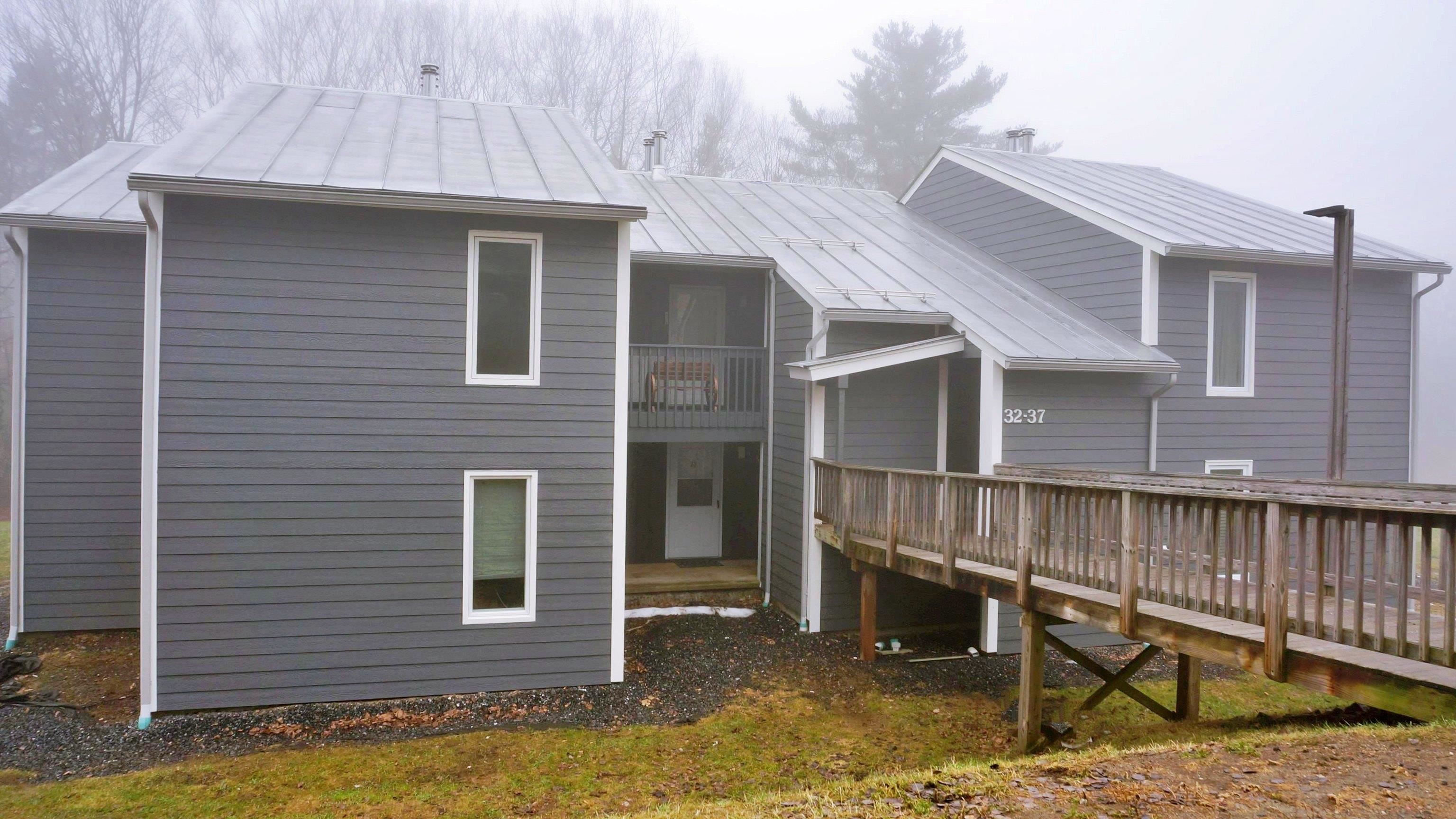 2164 Mountain Road Unit: 33