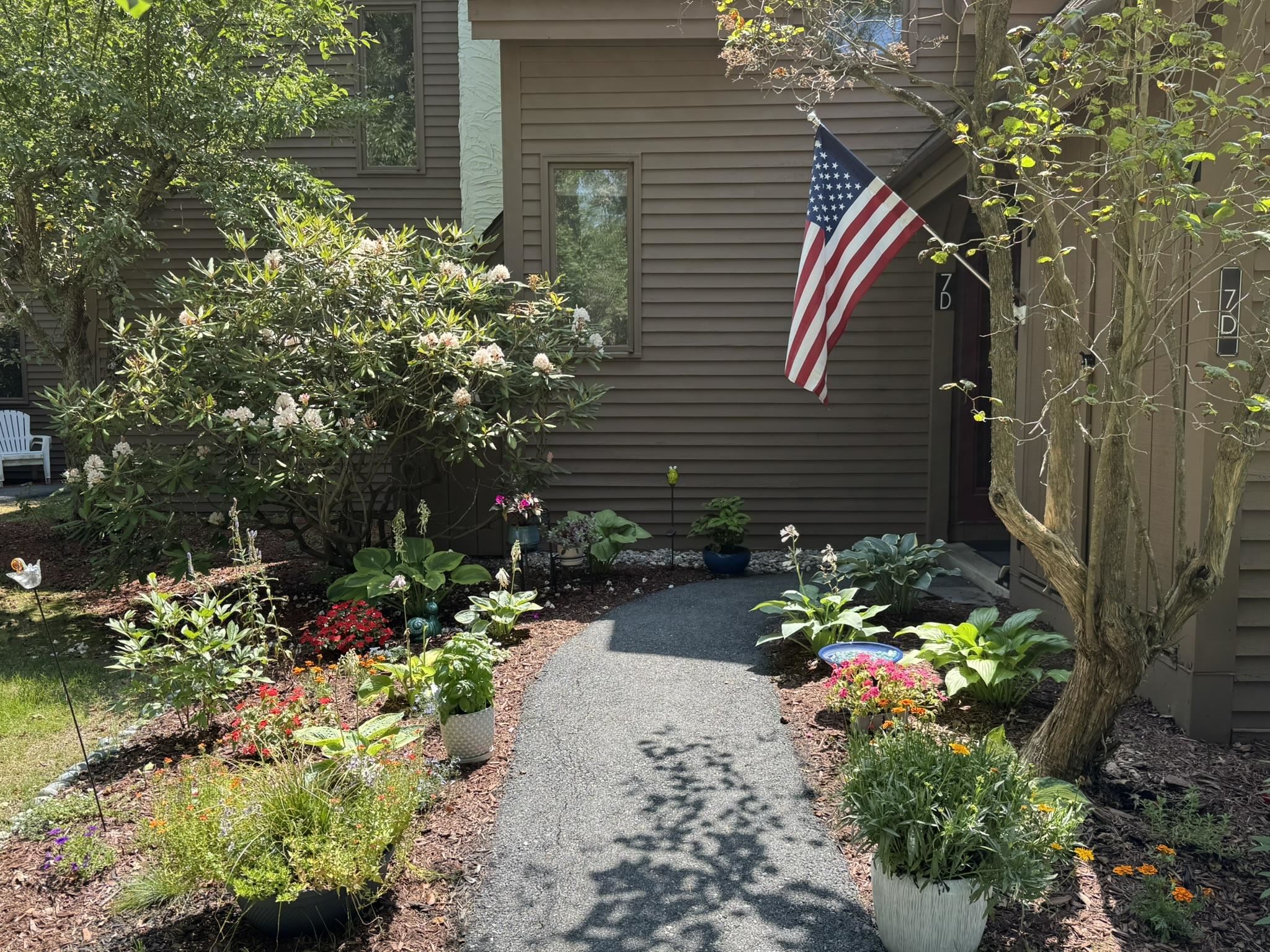807 Murphys Road Unit: 7D