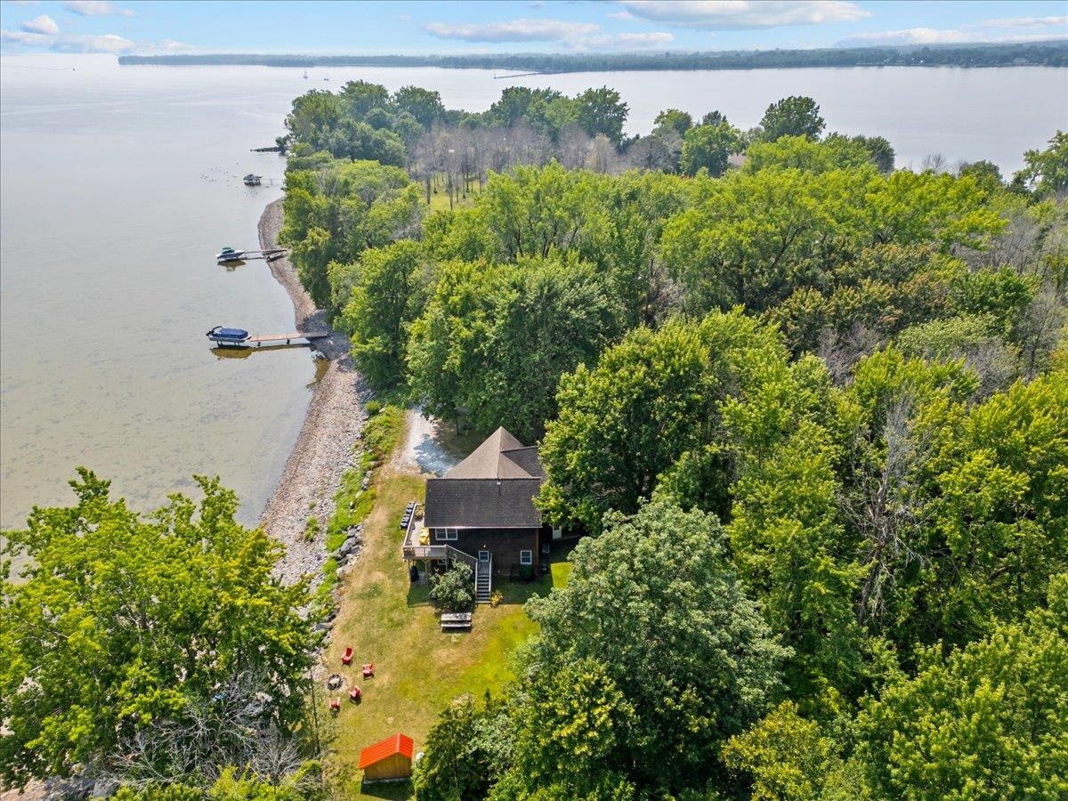 1299 Windmill Point