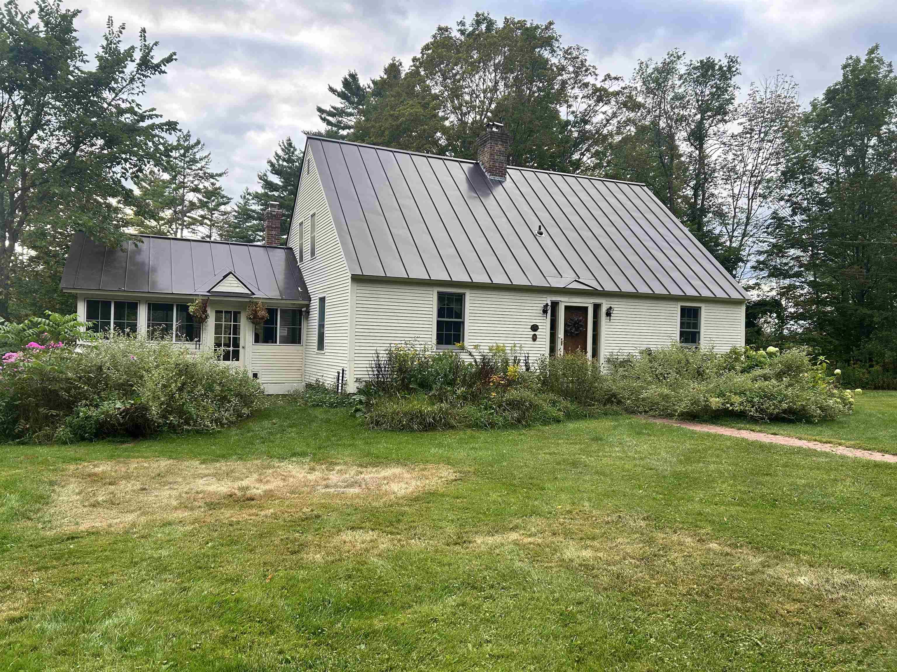 10 Great Brook Road