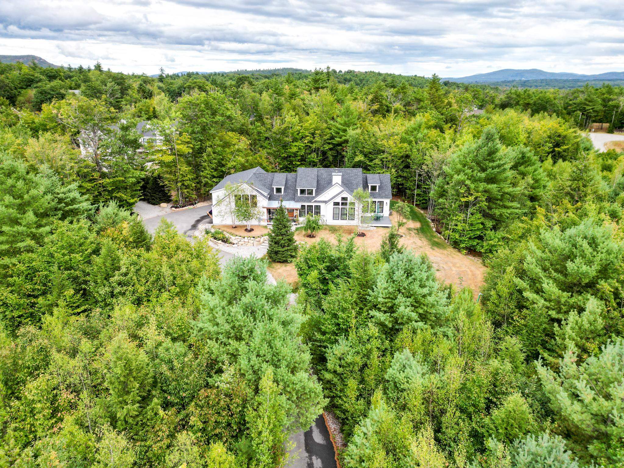 619 Grandview Road photo