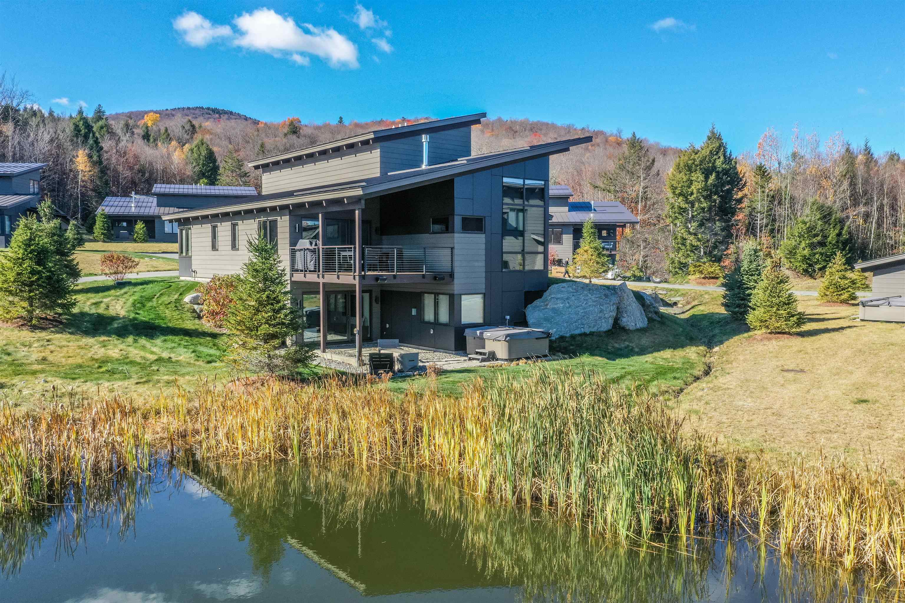 7 Natures Way Unit: WW 4