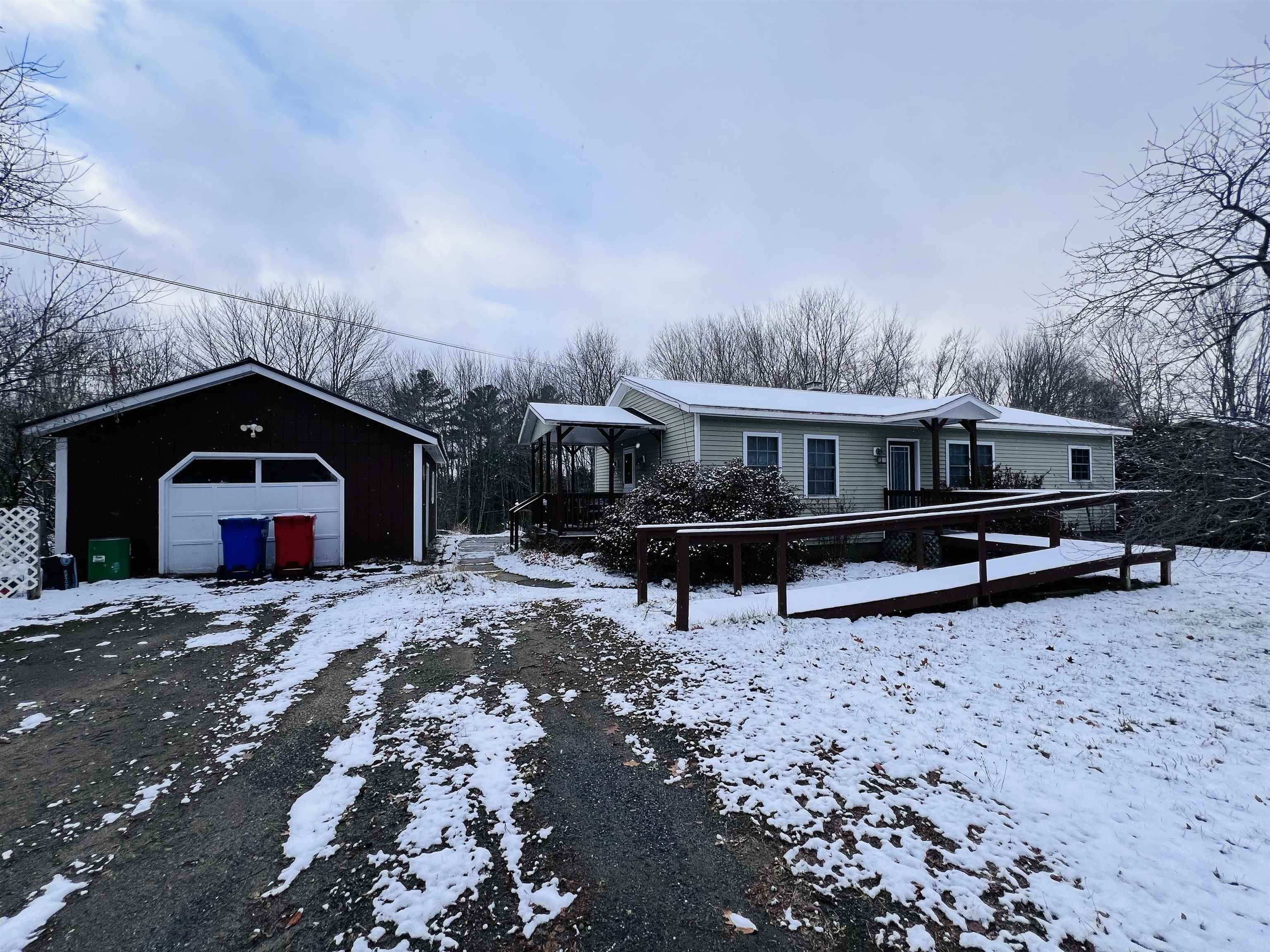 583 Pinehurst Street