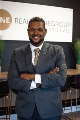 Jonathan Walker agent image