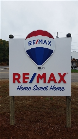REMAX Home Sweet Home Logo