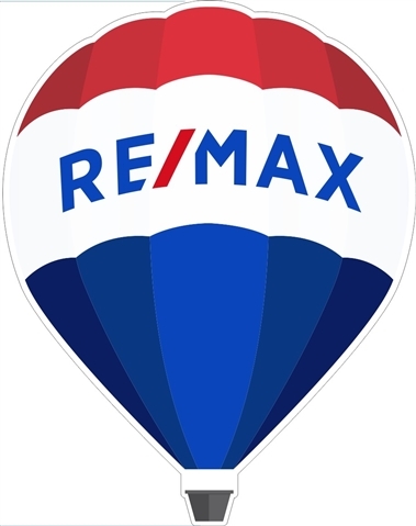RE/MAX Northern Edge Realty/Colebrook Logo