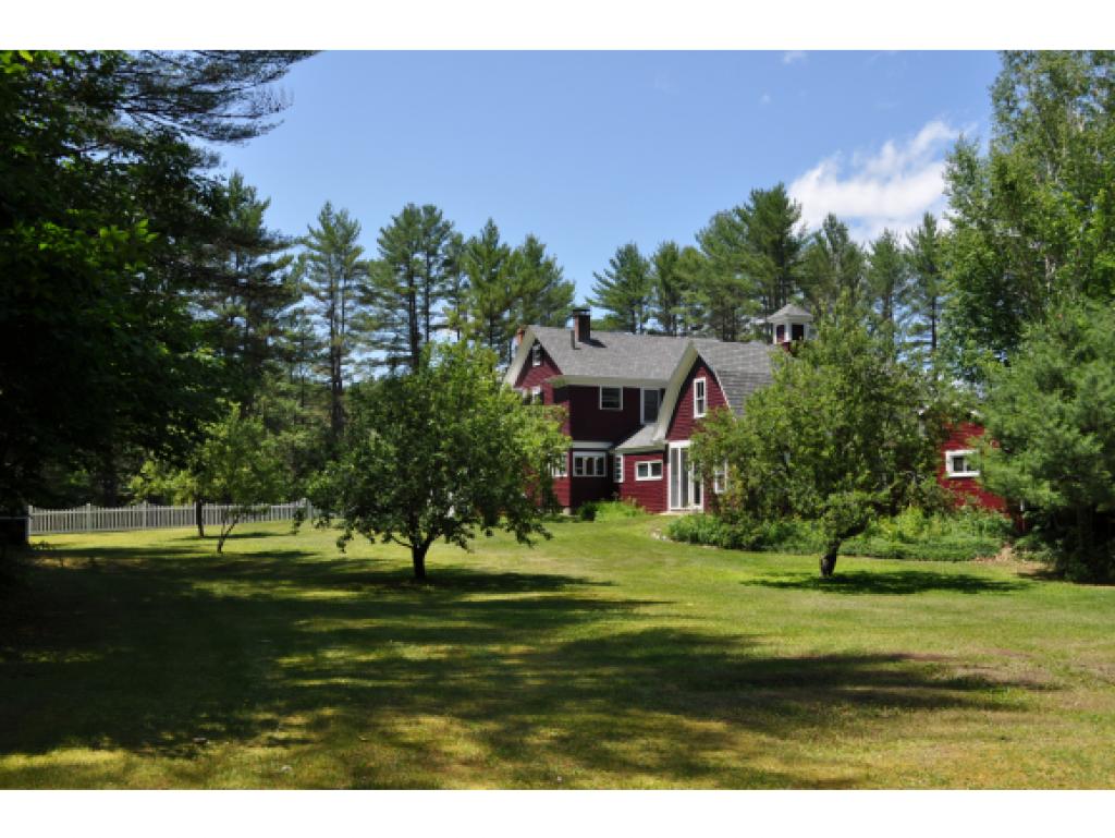 Sold 577 East Madison Rd, Madison, NH 03849 3 Beds / 1 Full Bath / 1