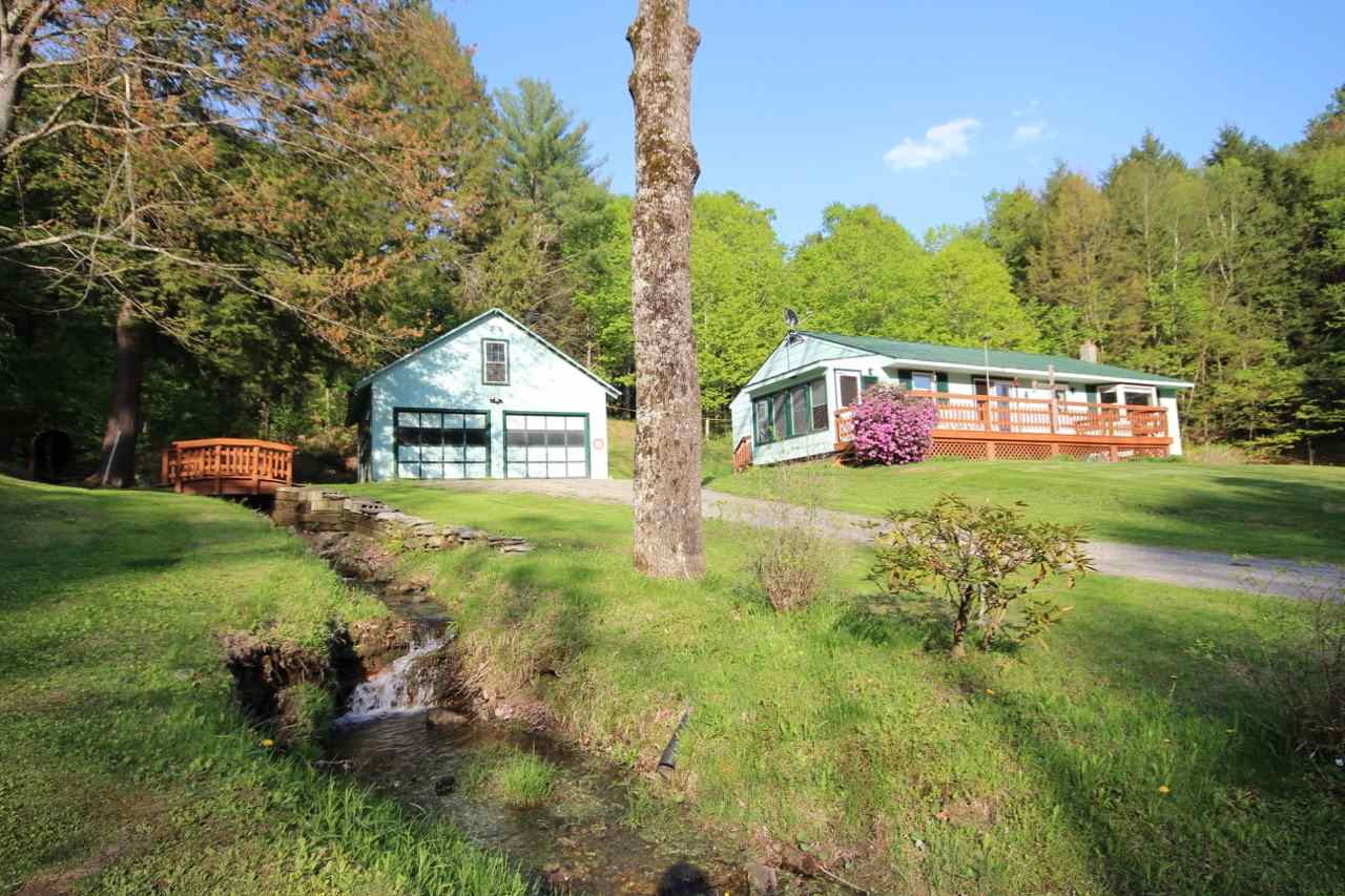 West Windsor VT Home or Farm Acres: 3.7 Beds: 3