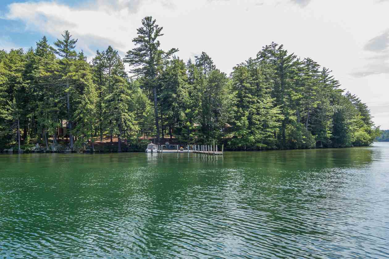 377 Bear Island, Meredith, NH 03253 Granite Group Realty Services