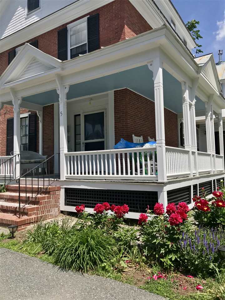 Gorgeous Historic Building 12114101