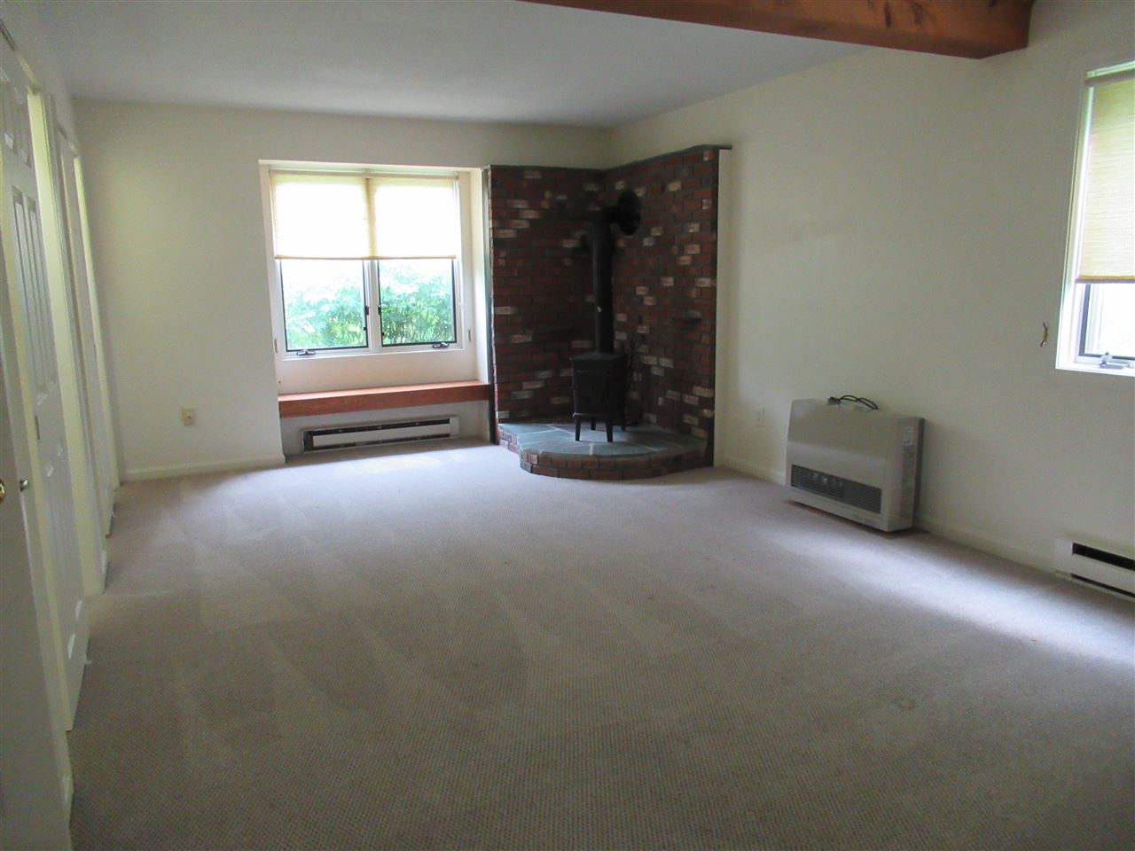 Master suite 11693835