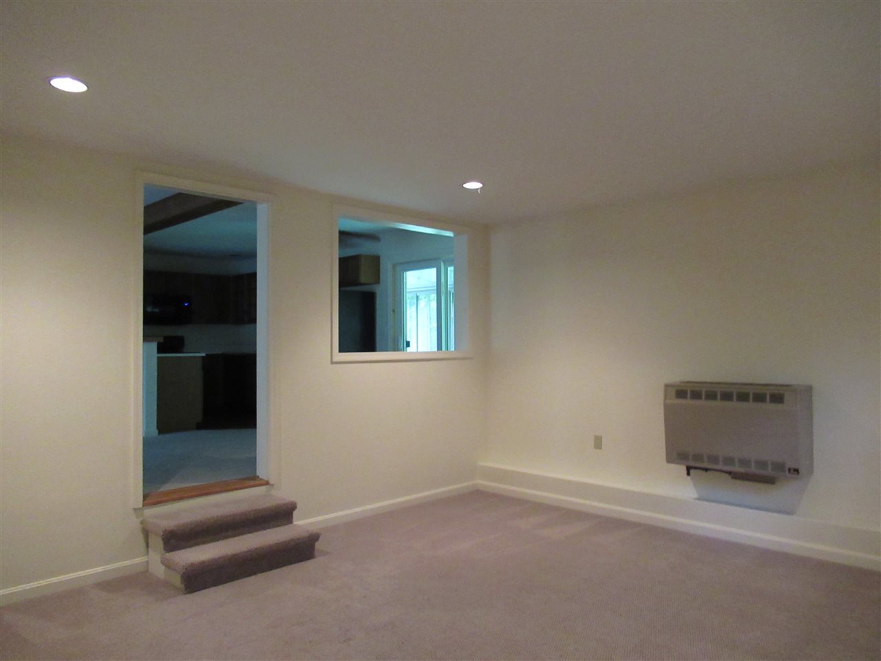 Family Room 11693785