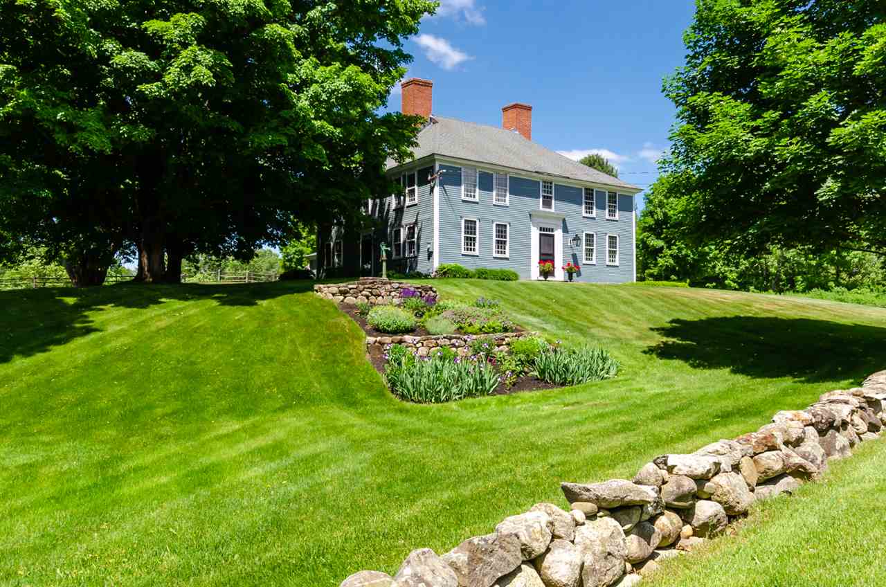 Neren Coldwell Banker Realty Amherst Nh Realtor In Amherst Nh
