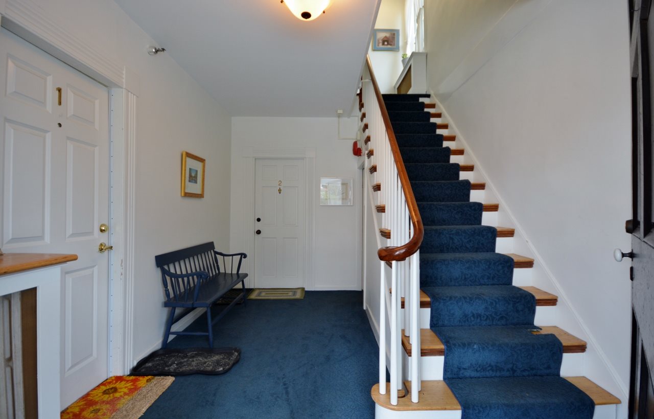 Common Entry 11807695