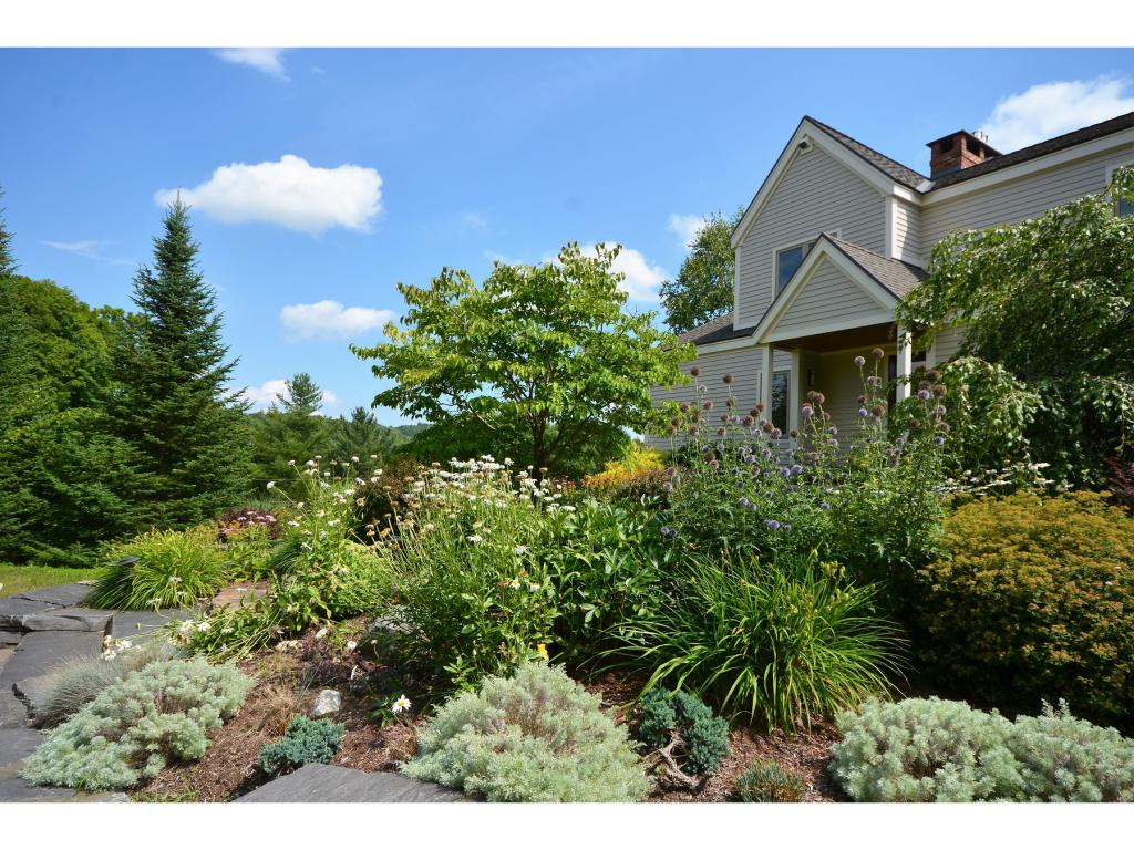 Reading VT Home or Farm Acres: 11.48 Beds: 4