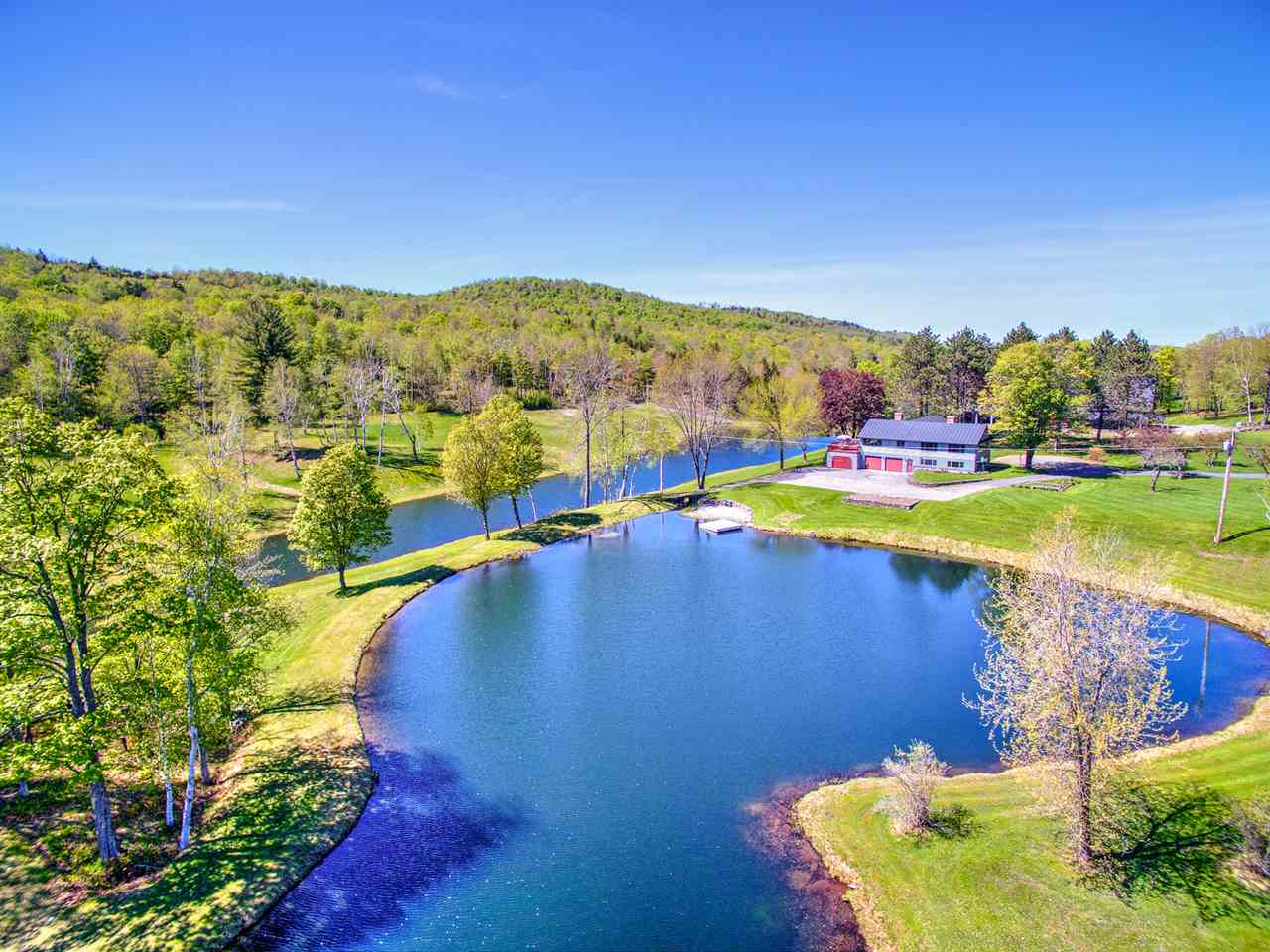 Barnard Vermont Homes For Sale with 4 or more Bedrooms page 1