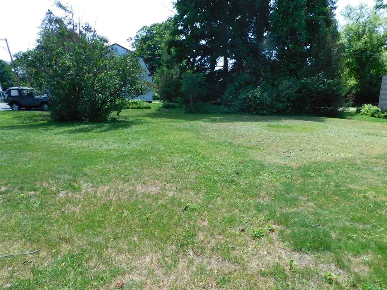 Large Yard has also Been a Lush Garden spot! 12114195