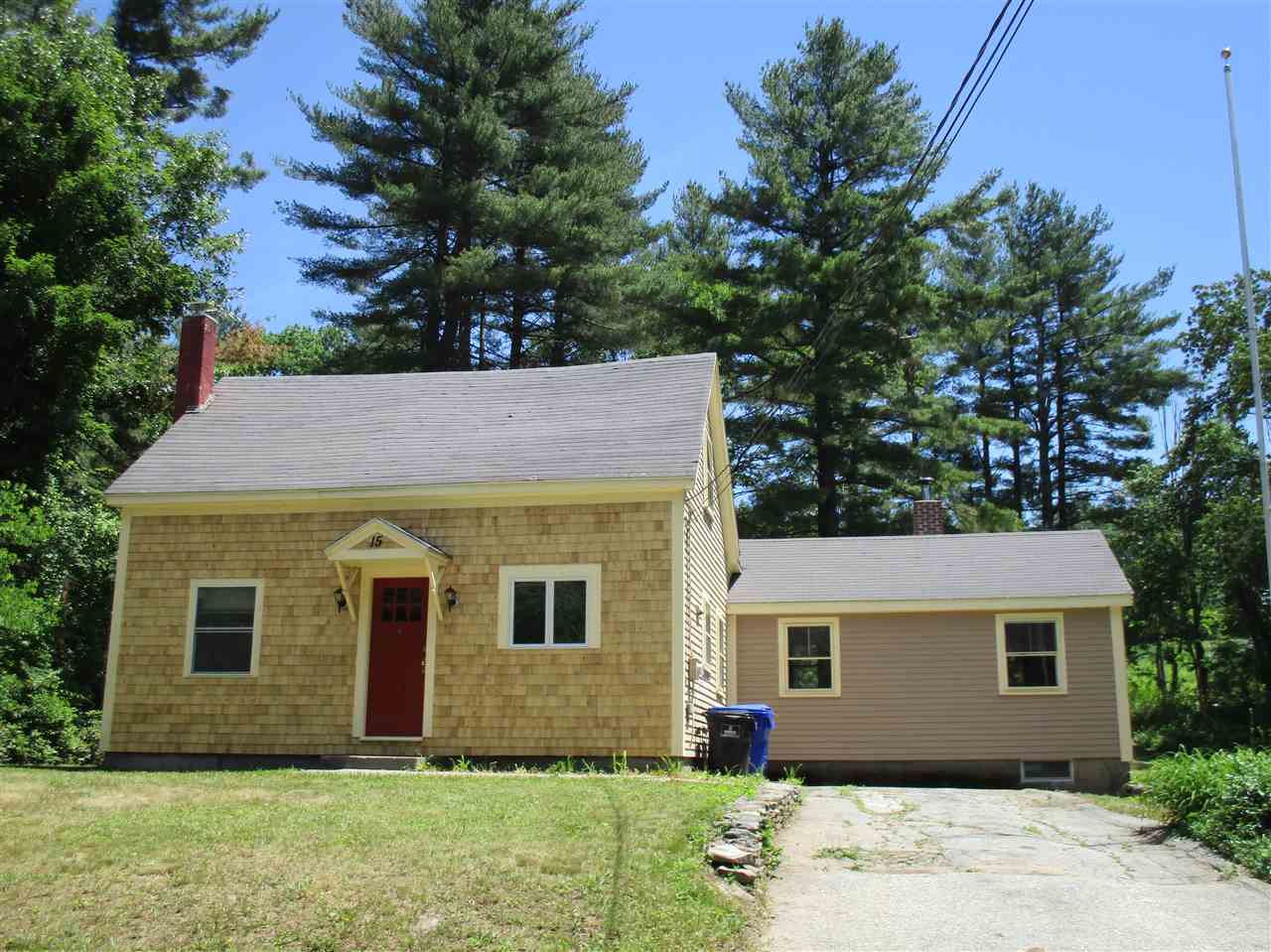 15 Robinson Road, Hudson, NH | MLS# 4701440 | Verani Realty