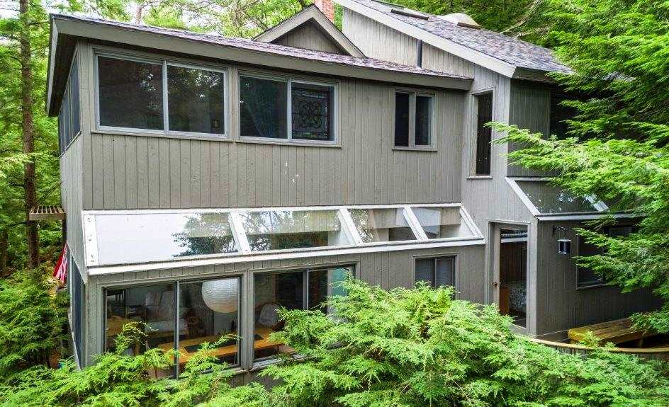 Lake Winnisquam waterfront home for sale in Laconia
