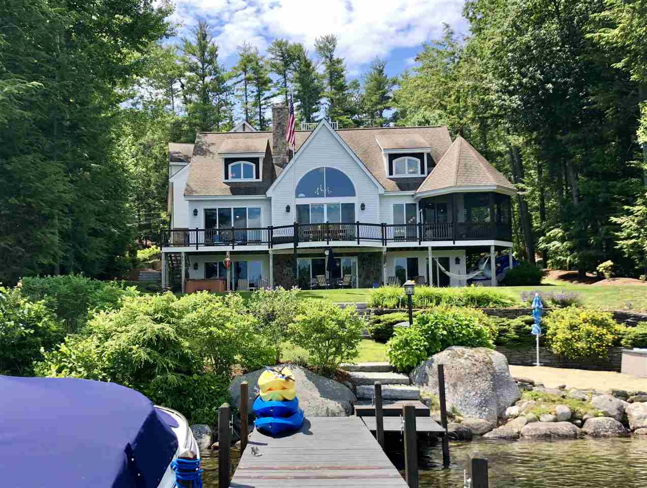 Meredith NH Lake Winnipesaukee waterfront home for sale