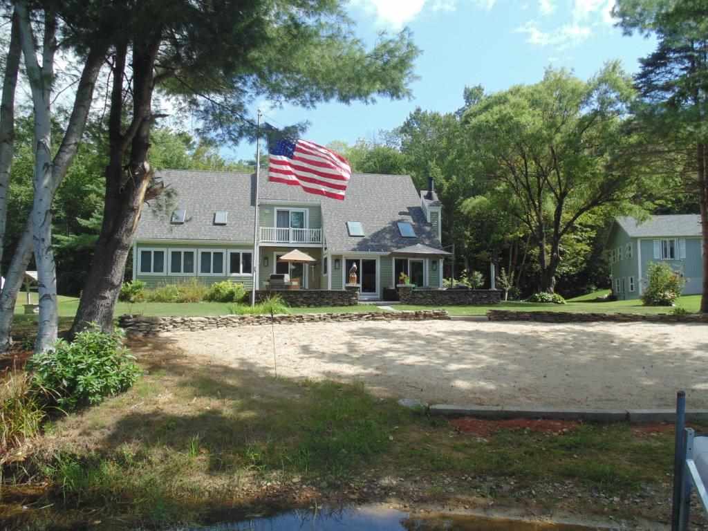 Lake Winnipesaukee waterfront home for sale in Moultonborough