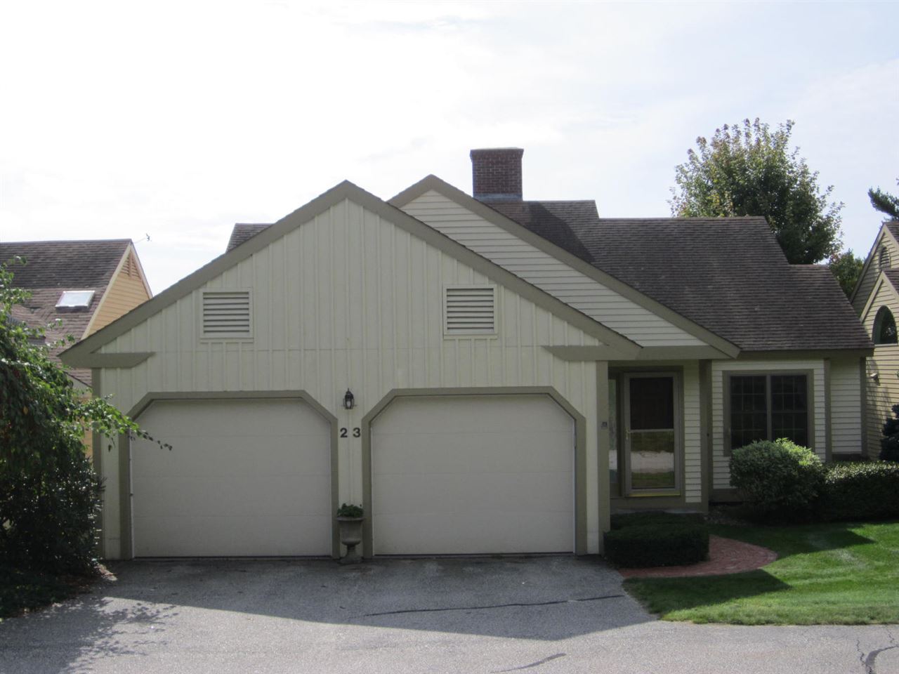 NEW LONDON NH Condos for sale