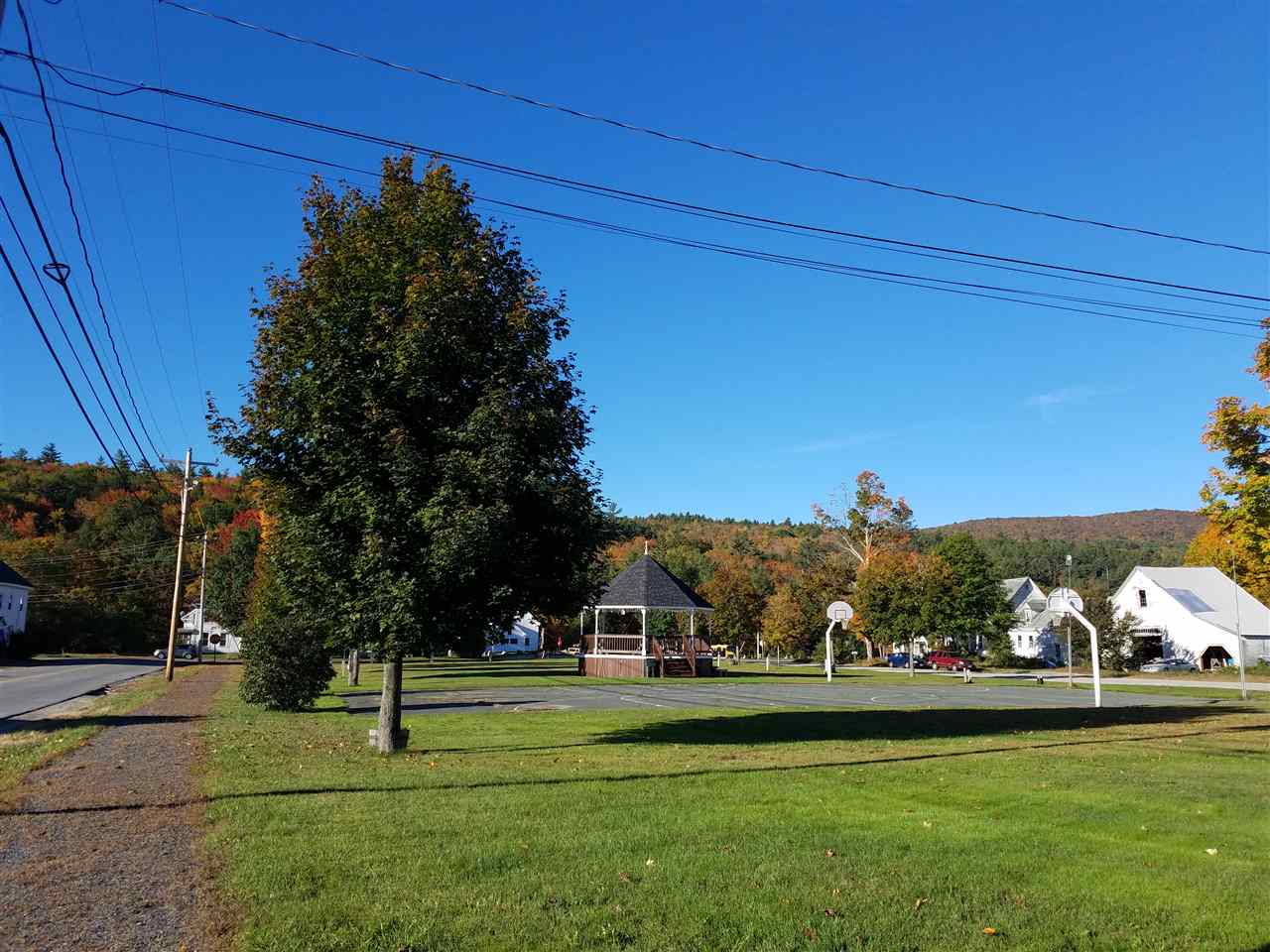 49 Pine Hill Road, Warren, NH 03279 Granite Group Realty Services