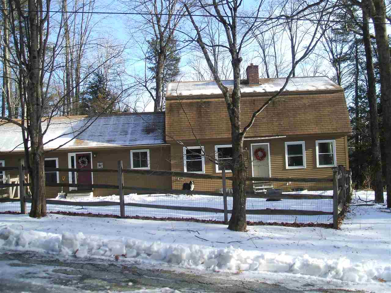 Quechee VT Home for sale $285,000