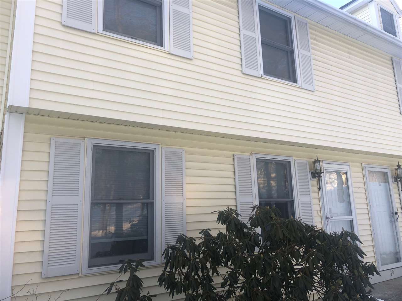 37 Albury Stone Circle 200 Nashua Nh 03063 Neren