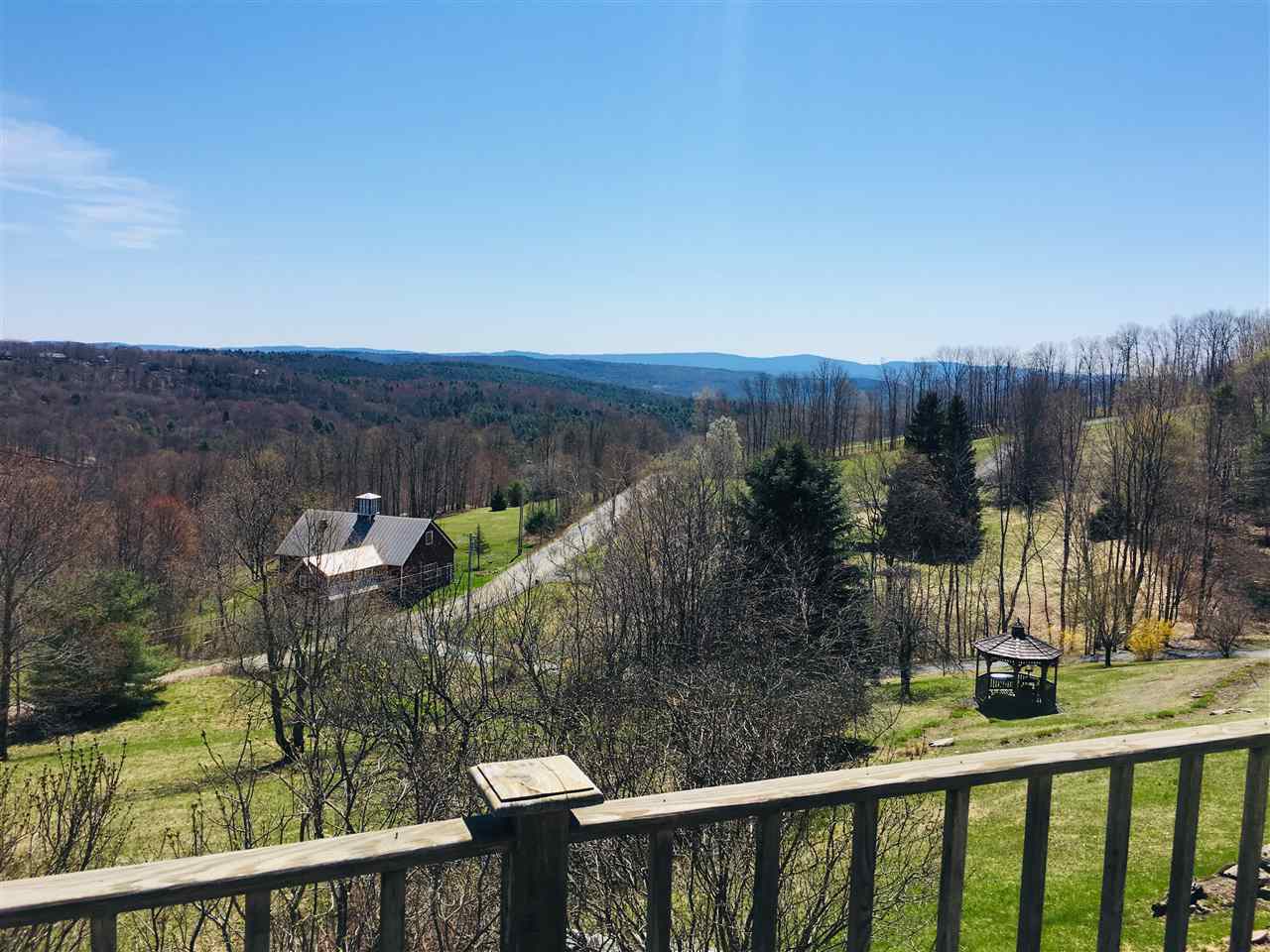 Quechee VT Home for sale $445,000