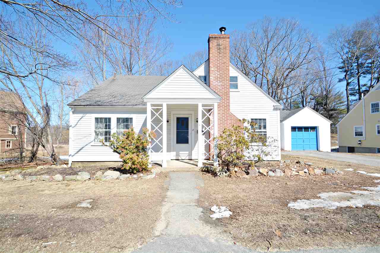 Photo of 8 Packers Falls Road Newmarket NH 03857