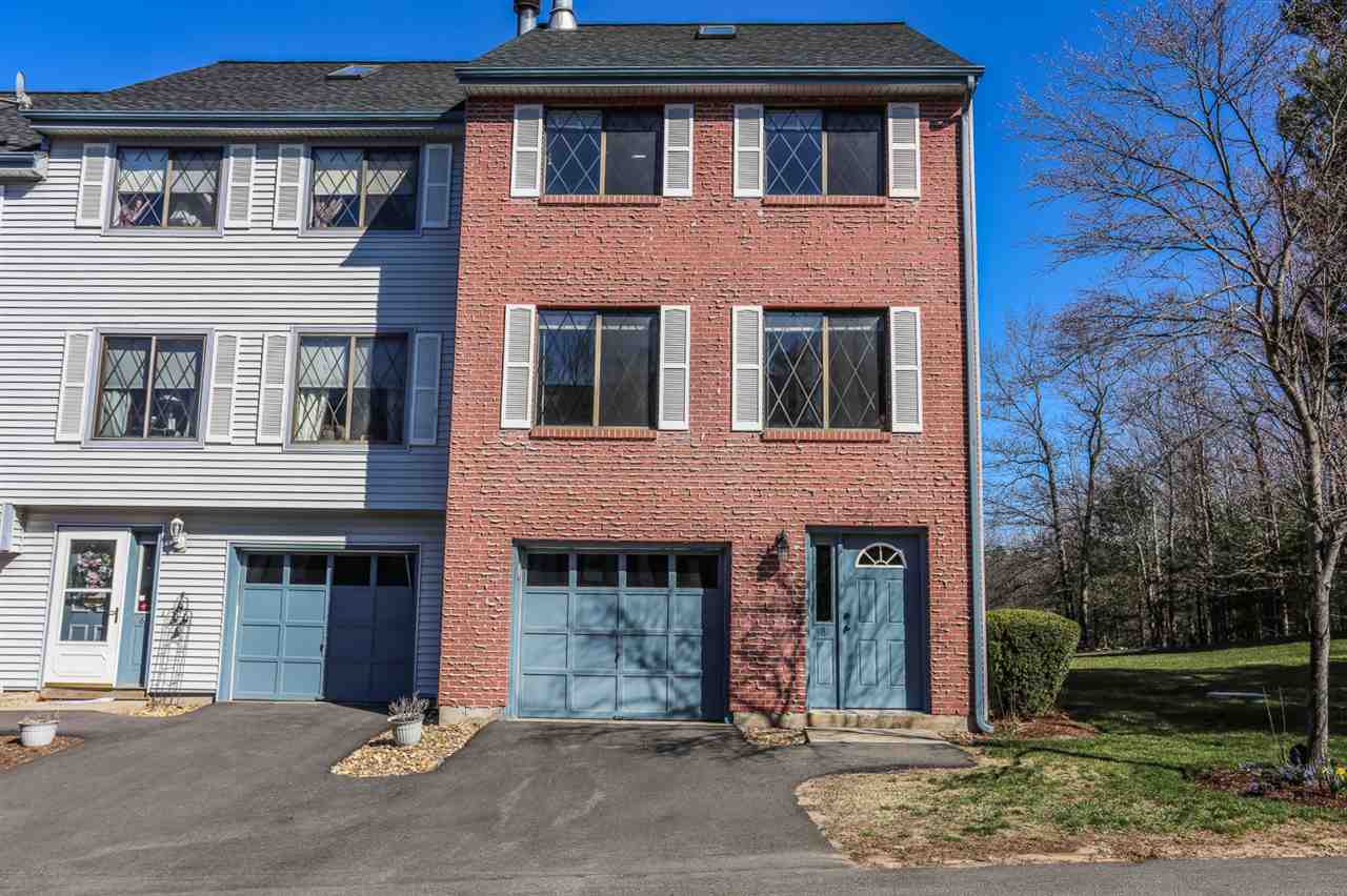 Laurie Norton Team Keller Williams Metropolitan Hooksett Realtor